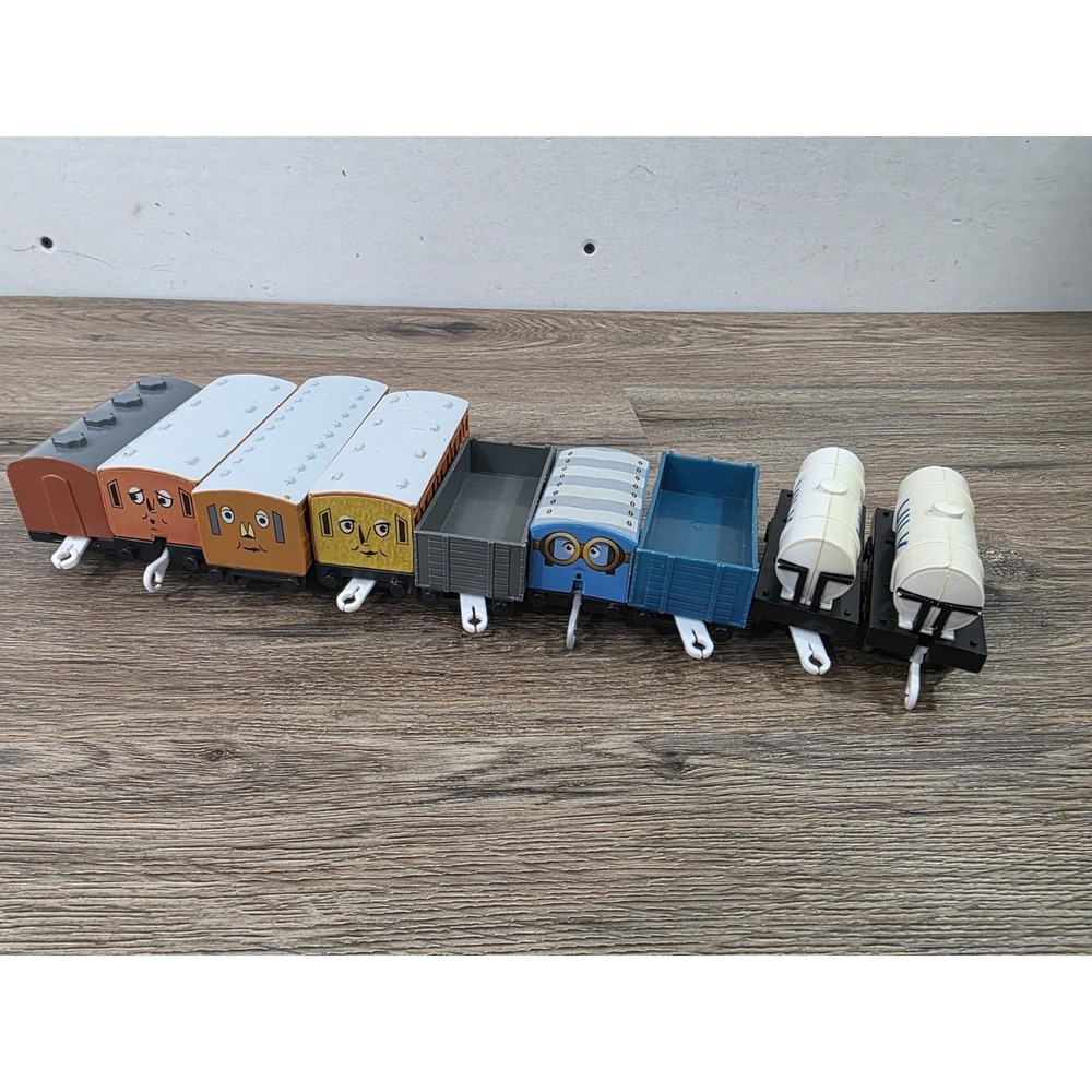 Thomas & Friends Trackmaster Cargo Lot of 9 Tomy Train Carts Plairail Hit TOY